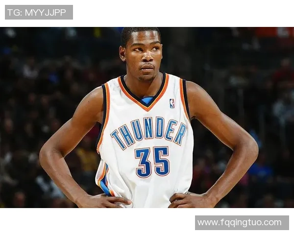 德马尔德罗赞的篮球之路与成就探秘：从新星到全明星的蜕变历程